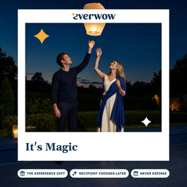 Everwow It's Magic experience gift photo in a frame, couple releasing a paper lantern