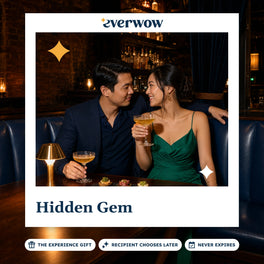 Everwow Hidden Gem experience gift photo in a frame, cocktails in a speakeasy booth