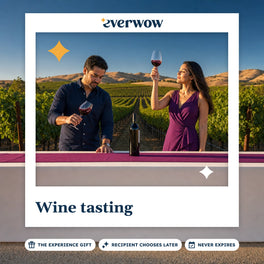 Everwow Wine tasting experience gift photo in a frame, couple tasting wine in a vineyard